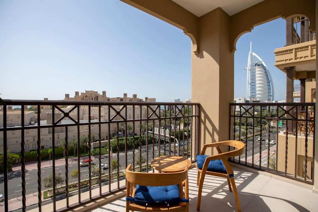 Veluxa - Luxury And Bright 1 Bedroom Apartment, Burj View! Dubai Ngoại thất bức ảnh