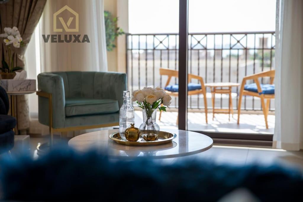 Veluxa - Luxury And Bright 1 Bedroom Apartment, Burj View! Dubai Ngoại thất bức ảnh