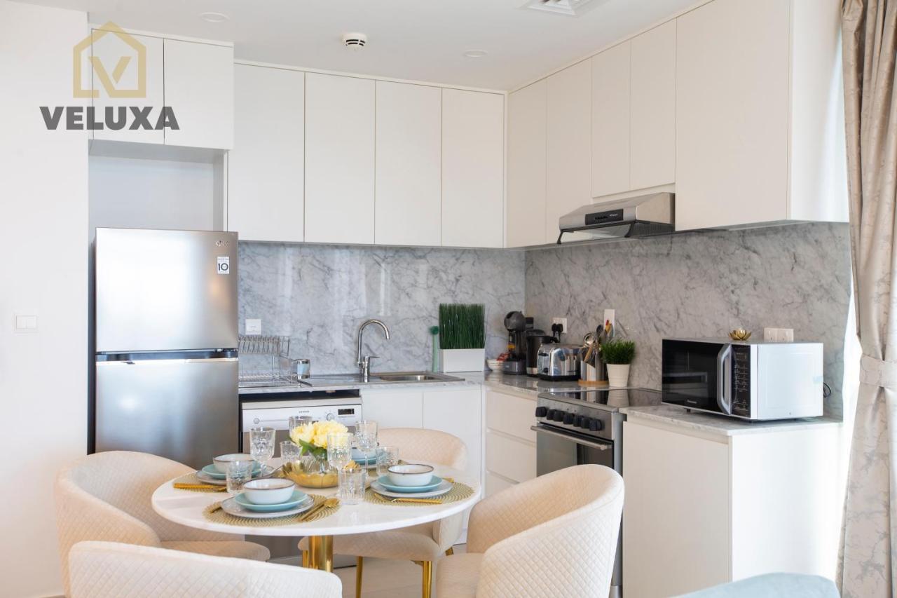 Veluxa - Luxury And Bright 1 Bedroom Apartment, Burj View! Dubai Ngoại thất bức ảnh